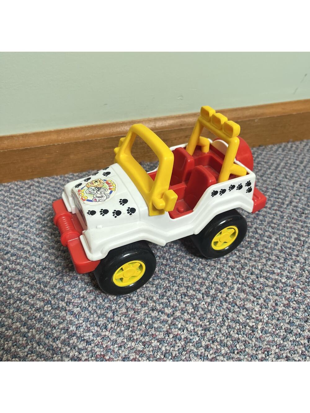 City Zoo Empire 2000 Vintage Toy Jeep White 8" Long Truck Car Buddy L Toy